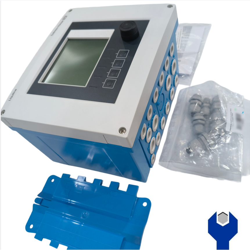 Endress+Hauser Liquiline CM442-AAM1A2F010A+AK multi-parameter water quality controller transmitter display