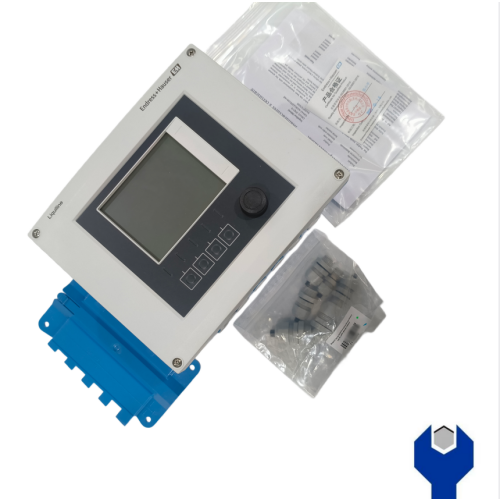 Endress+Hauser Liquiline CM442-AAM1A2F010A+AK multi-parameter water quality controller transmitter display