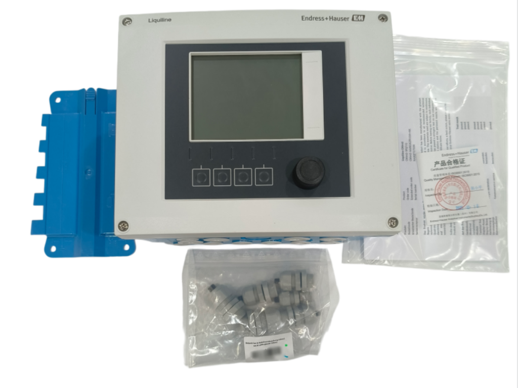 Endress+Hauser Liquiline CM442-AAM1A2F010A+AK multi-parameter water quality controller transmitter display
