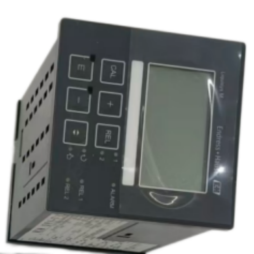CPM223-MR0005 panel mount pH ORP transmitter for industrial liquid analysis and water treatment monitoring