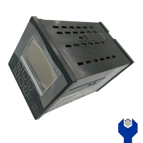 CPM223-MR0005 panel mount pH ORP transmitter for industrial liquid analysis and water treatment monitoring