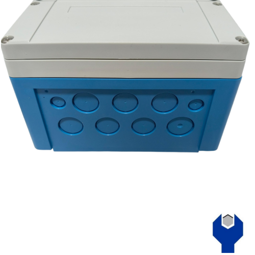 Liquisys CPM253 pH/ORP field transmitter for Memosens sensors and analog electrodes.
