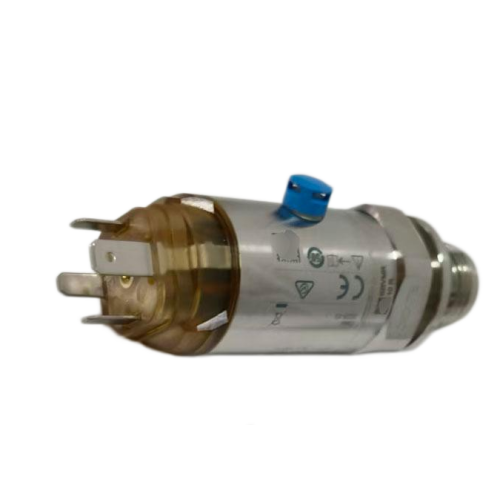 Compact Piezoresistive Pressure Transmitter PMP11 316L Stainless Steel Gauge Pressure Sensor for Liquid Gas Process Control
