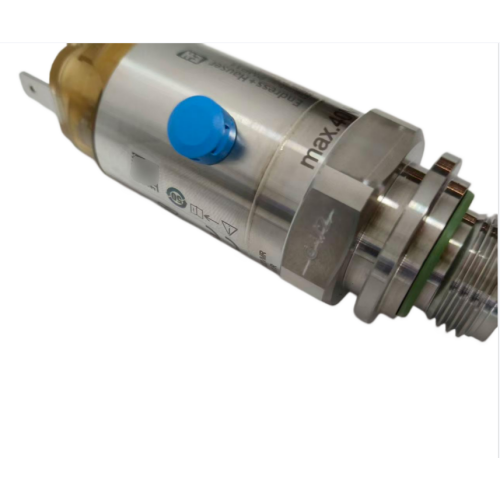 Compact Piezoresistive Pressure Transmitter PMP11 316L Stainless Steel Gauge Pressure Sensor for Liquid Gas Process Control