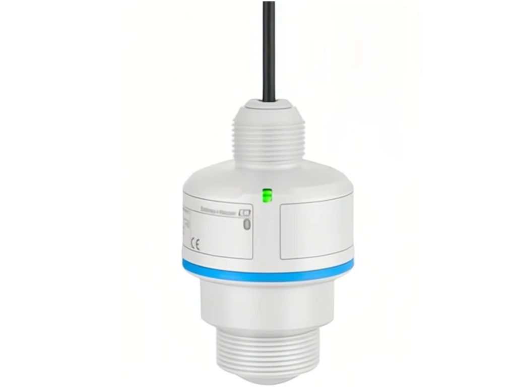 Endress+Hauser Micropilot FMR10B 80 GHz free-space radar level transmitter for liquid and bulk solid measurement